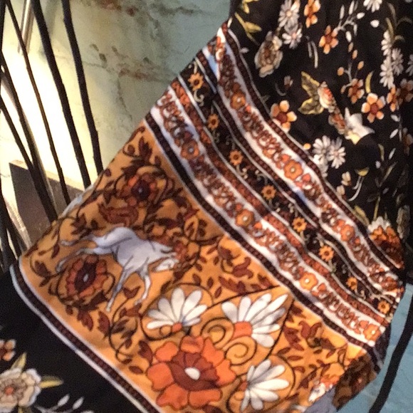 Sale! NEW! Boho midnight floral duster - Picture 6 of 6